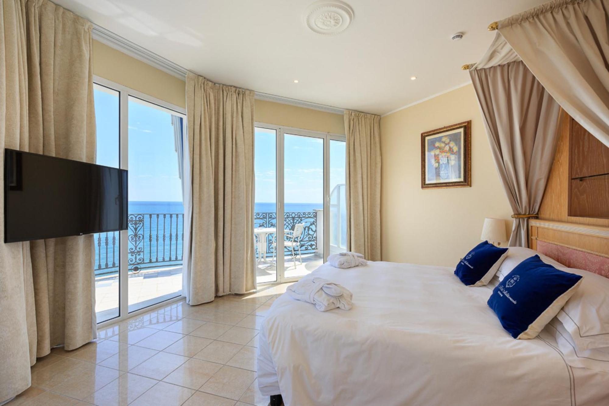 Grand Hotel Mediterranee ألاسيو المظهر الخارجي الصورة