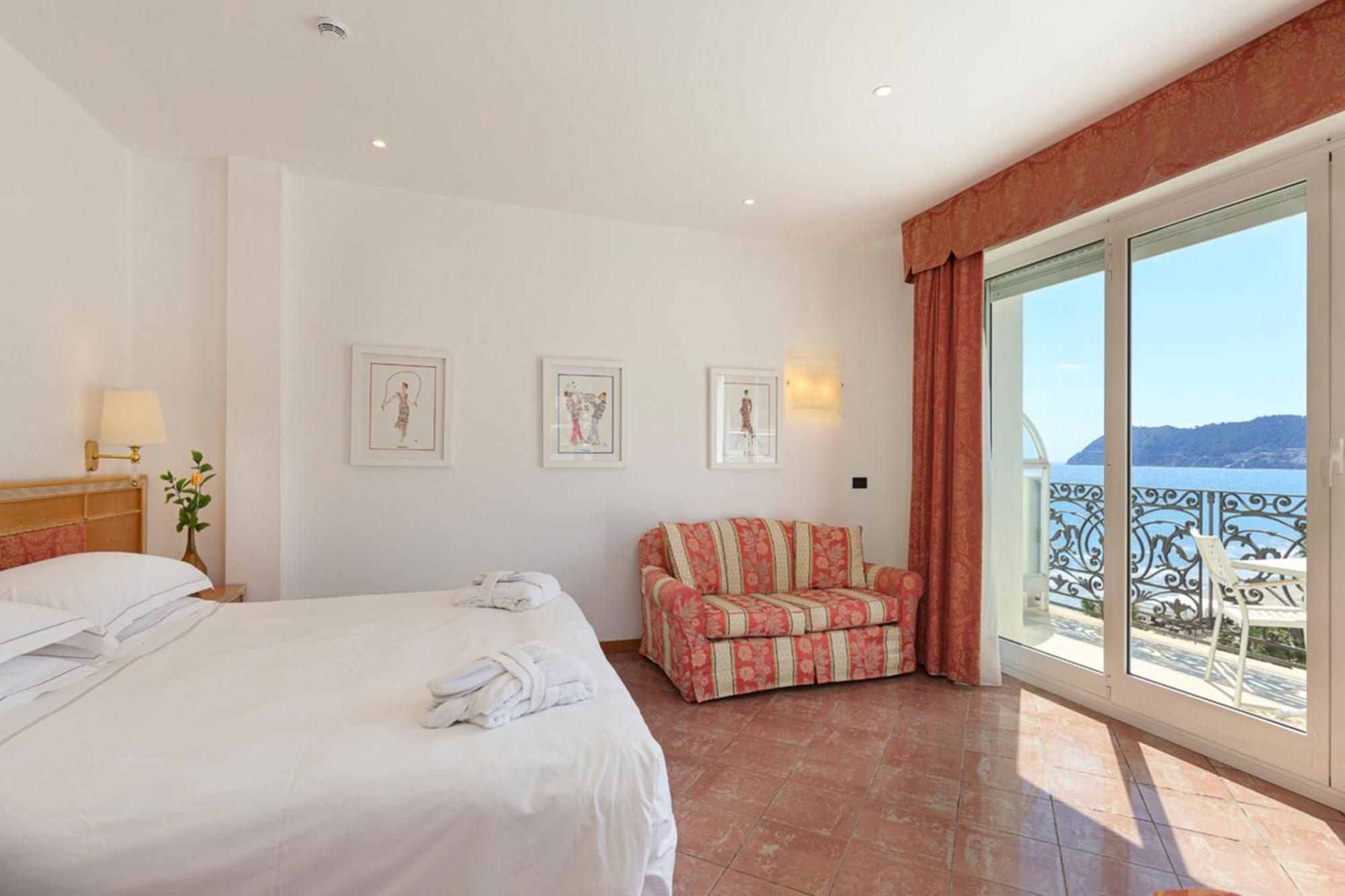 Grand Hotel Mediterranee ألاسيو المظهر الخارجي الصورة